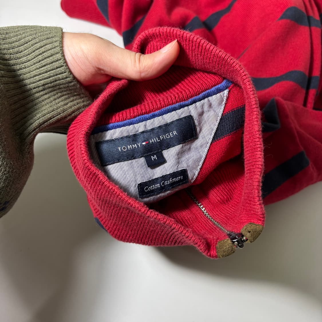 M 타미힐피거 레드 단가라 캐시미어혼방 반집업니트 상품이미지4
