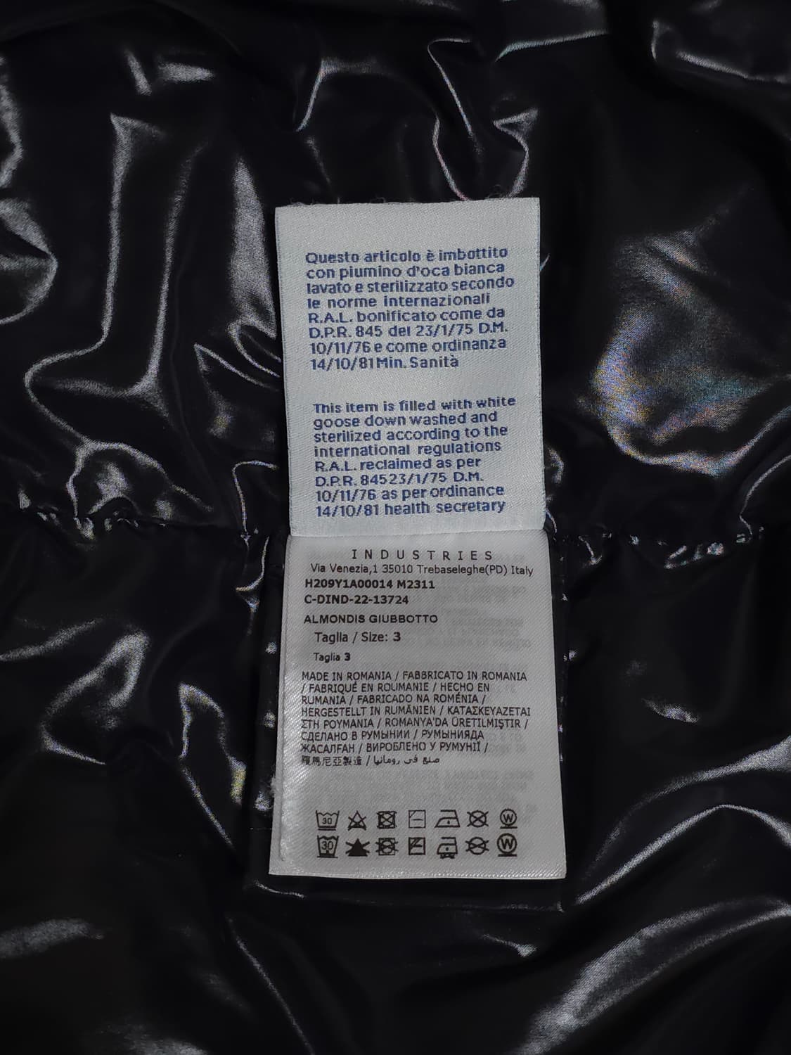 [3] 몽클레어 알릭스 22FW 알몬드 패딩 블랙 상품이미지9