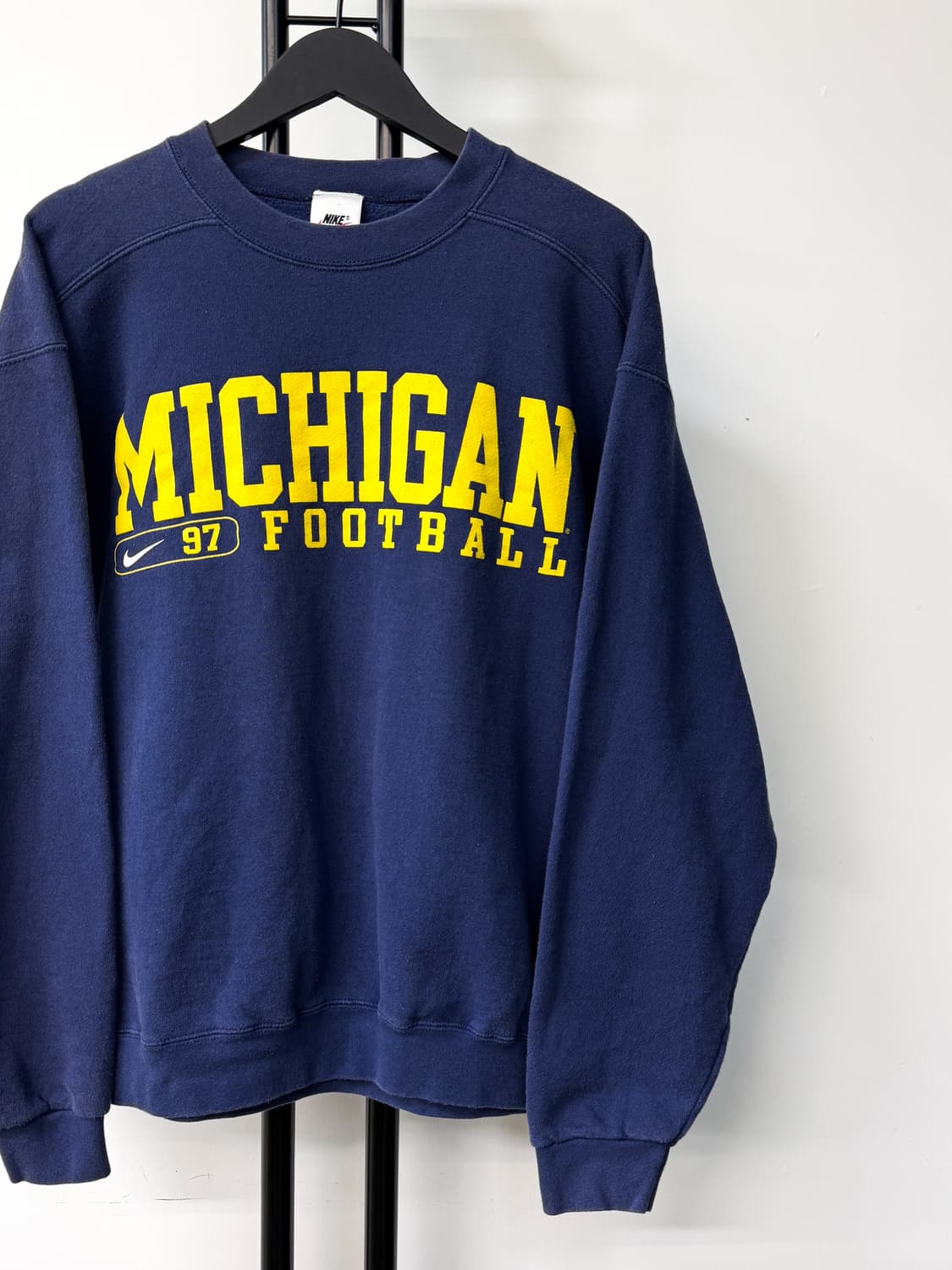 나이키 90s USA 미시건 풋볼 크루 상품이미지2