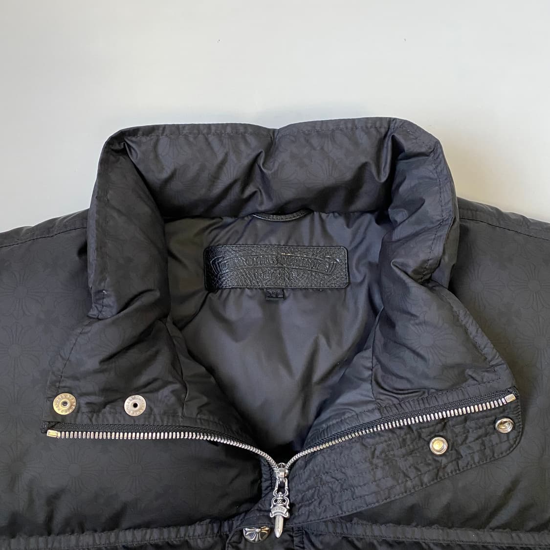 [XL] 크롬하츠 스티프 STIFF V2 푸퍼 패딩 베스트 블랙 상품이미지3