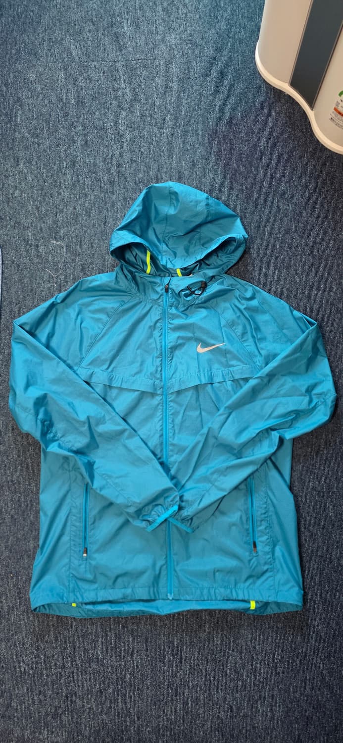 공용) 나이키 러닝 바람막이 재킷 L 상품이미지1