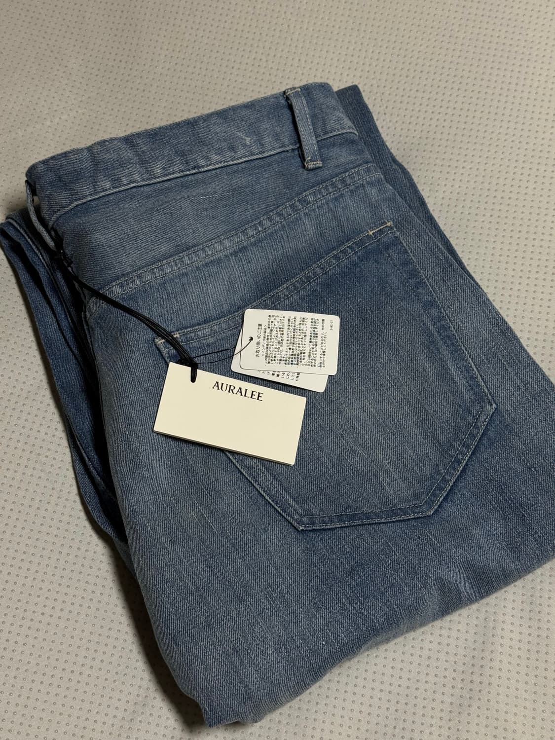 [4] 오라리 25ss 셀비지 페이디드 라이트 데님 와이드 팬츠 상품이미지7