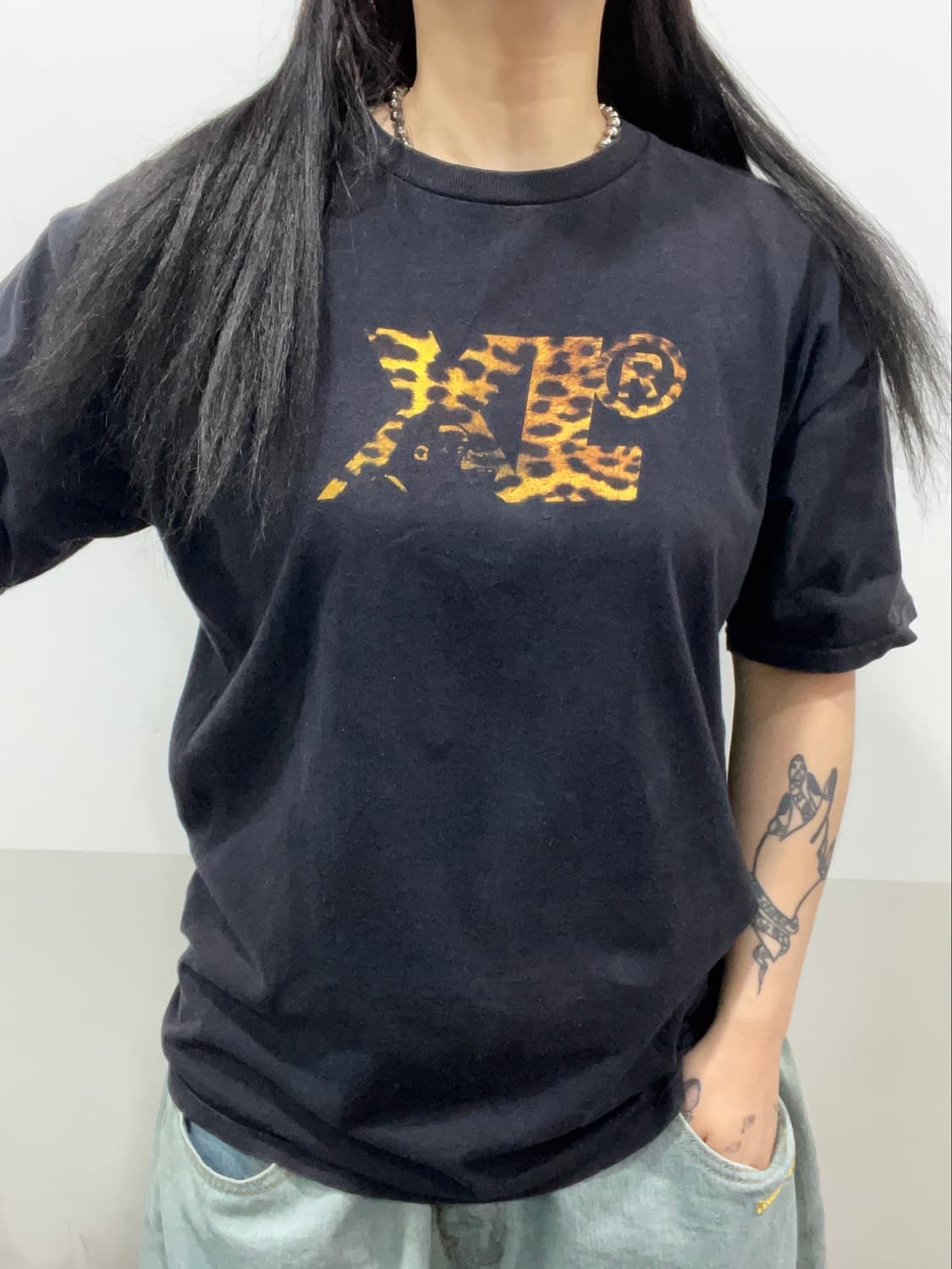 X Large 엑스라지 레오파드 로고 반팔 티셔츠 상품이미지1