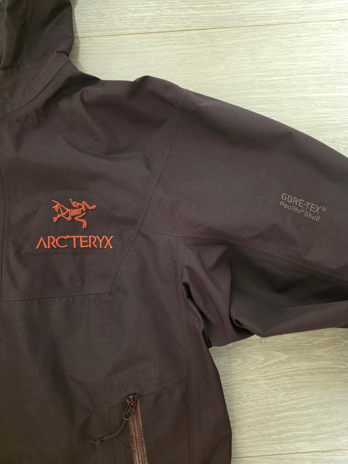 아크테릭스 여성용 베타 LT 버건디 S/P (일본판) 상품이미지2