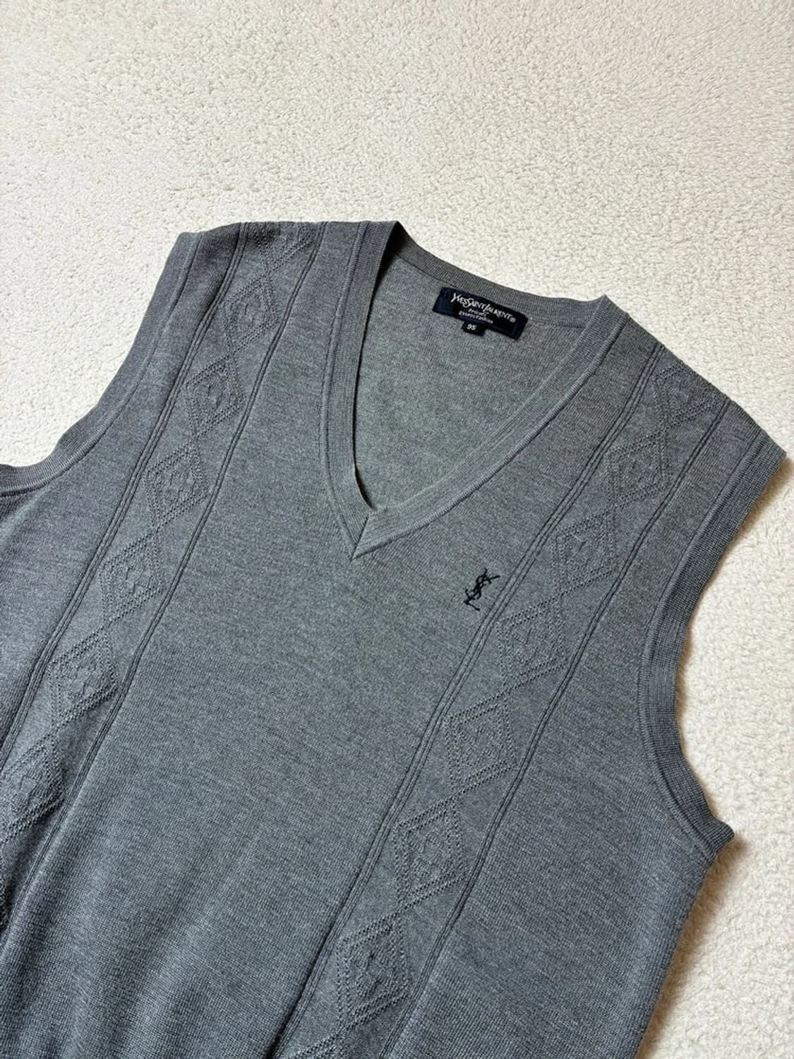 입생로랑 00's Y2K 니트 베스트 PN7868 상품이미지2