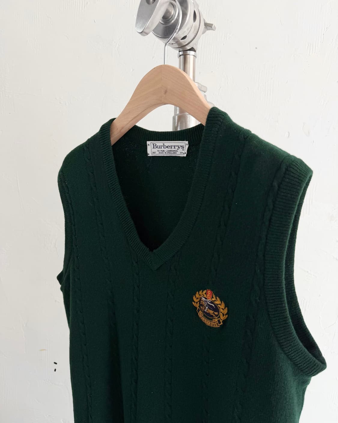 Burberry 버버리 크레스트로고 그린컬러 램스울 니트 베스트 상품이미지4