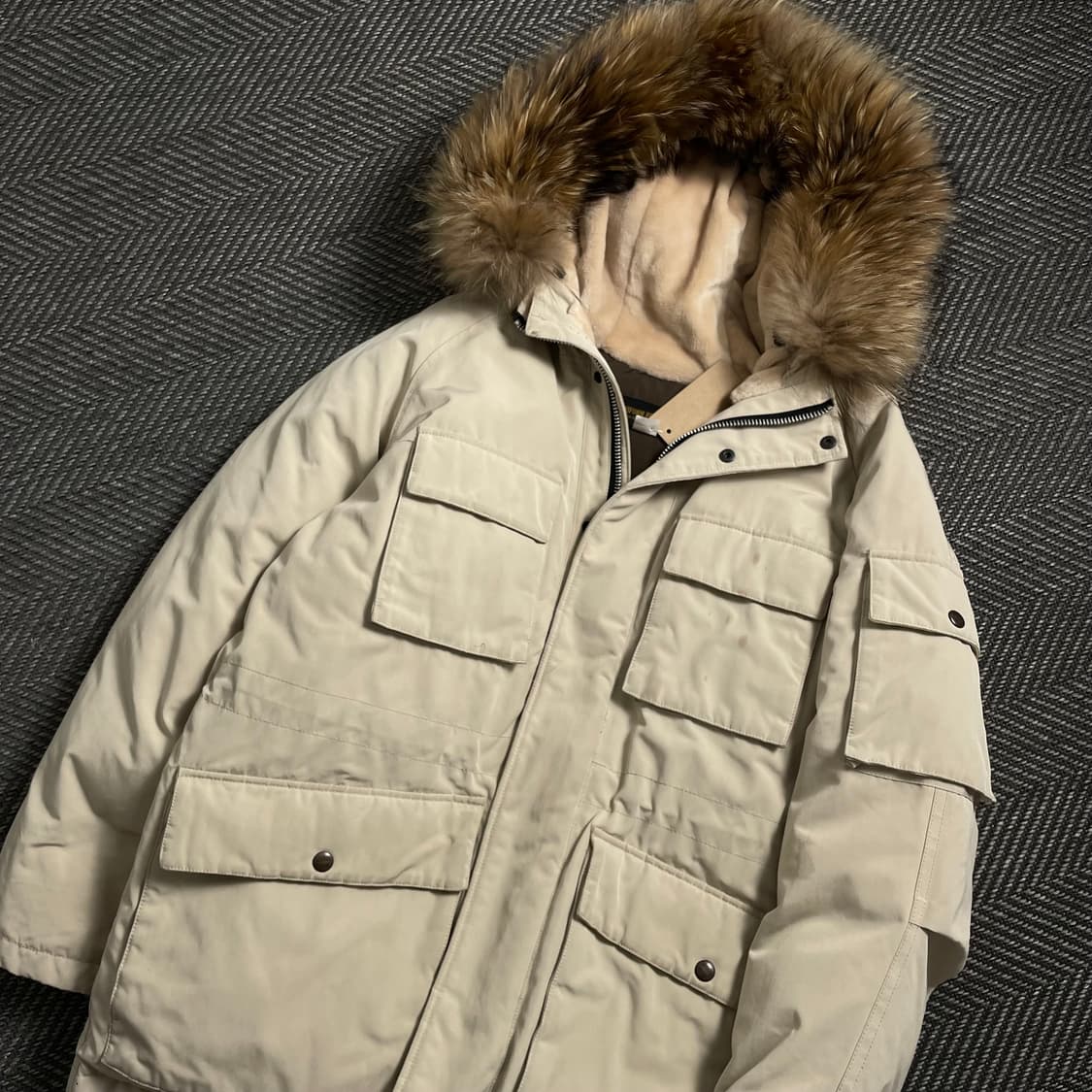 유니폼브릿지 라쿤 유틸리티 다운 파카y 4537 상품이미지1