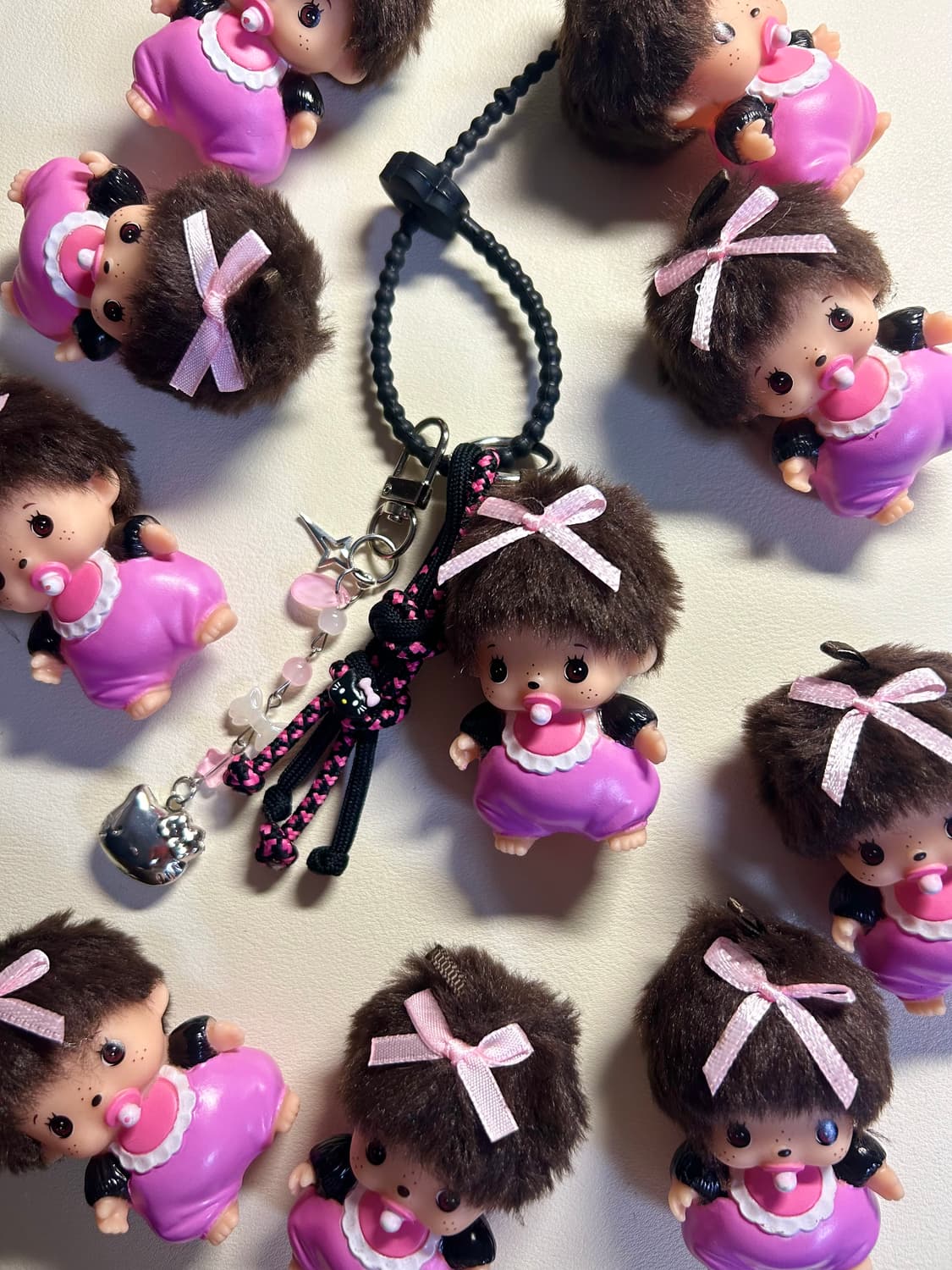 ✨🖤💖헬로키티 베베 몬치치 키링(3) 상품이미지7