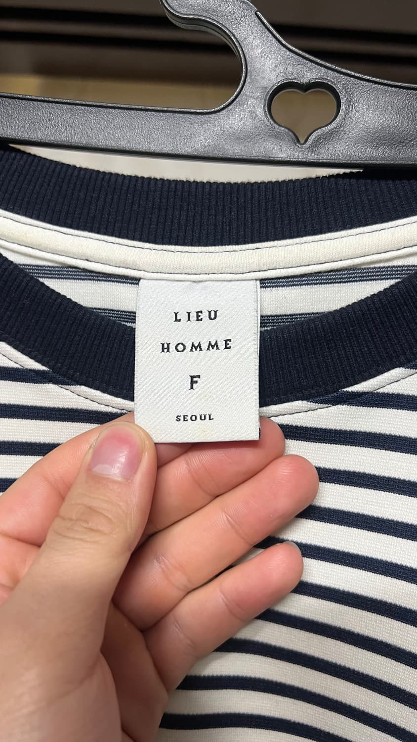 라이 옴므 티셔츠 상품이미지3