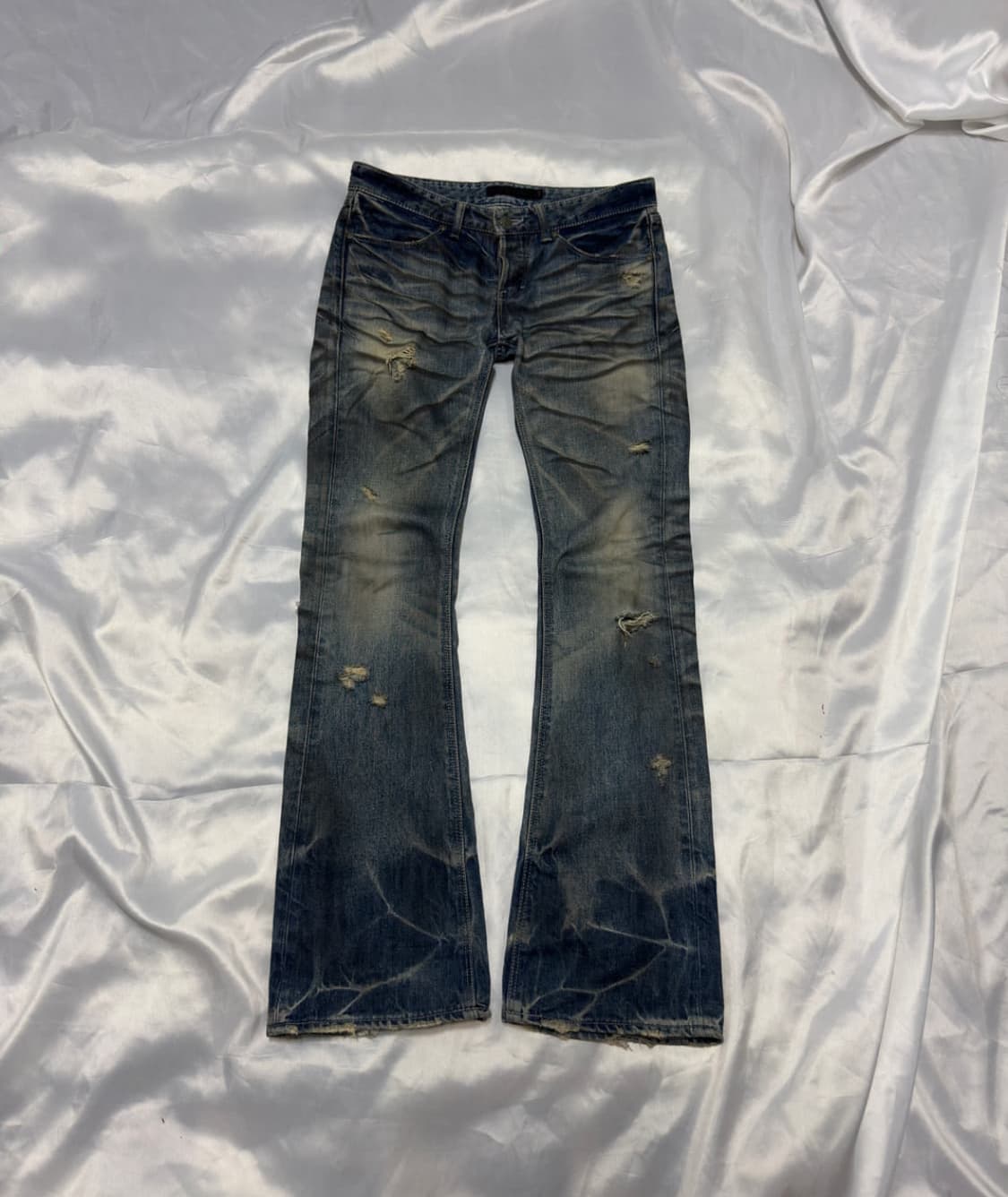 Fuga pierced distressed boots cut denim 상품이미지1