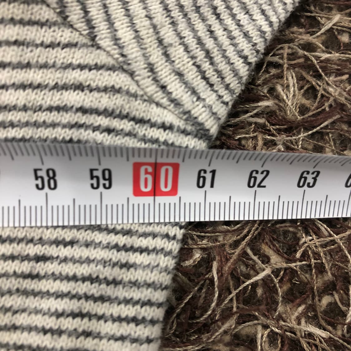 110 헤지스 스트라이프 니트 상품이미지6