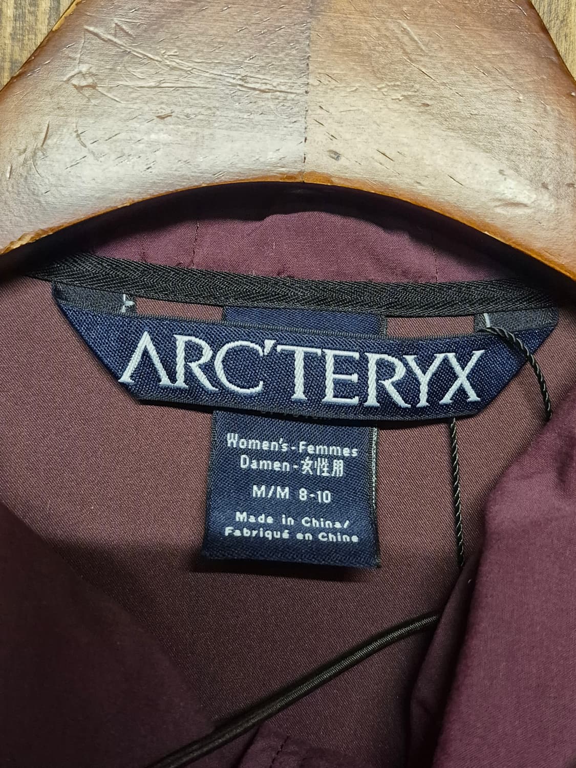 ARCTERYX BURGUNDY WINDBREAKER 상품이미지5