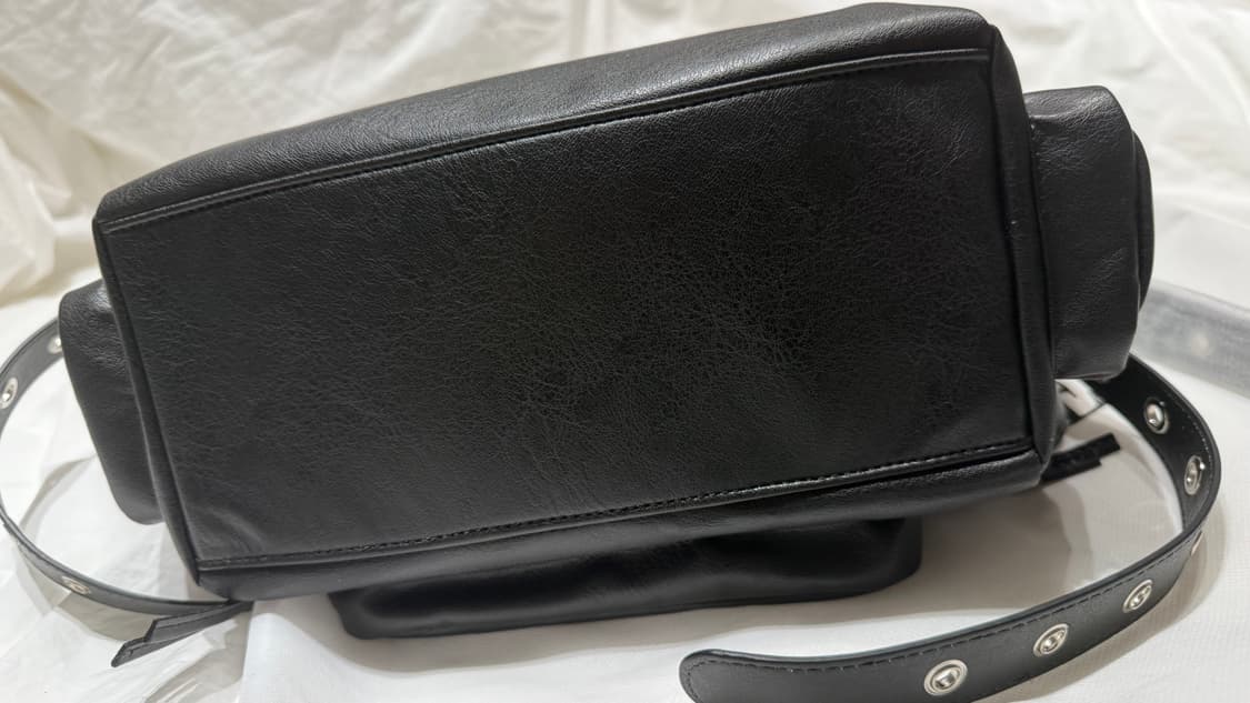 (새상품) 블랙퍼플 마르코백 마르코 투웨이 숄더백 크로스백 상품이미지5