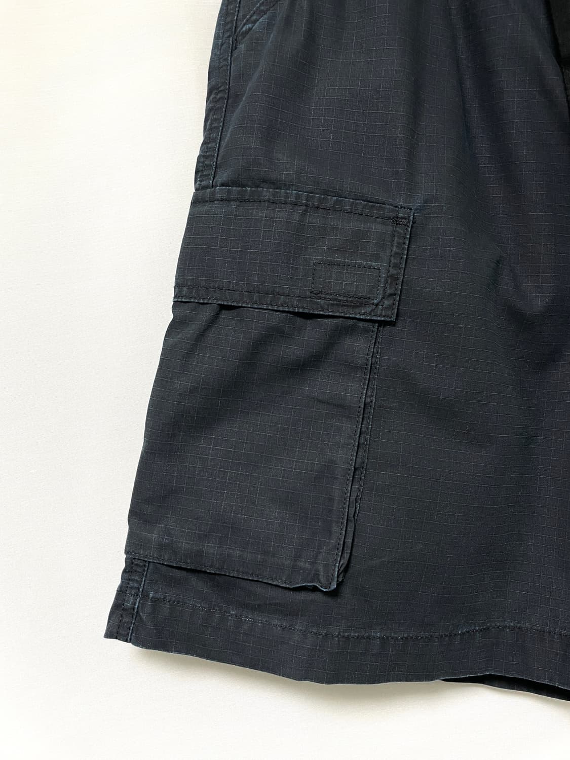 칼하트 wynton 립스탑 코튼 밴딩 벨트 카고쇼츠 반바지 L _ 블랙 상품이미지3