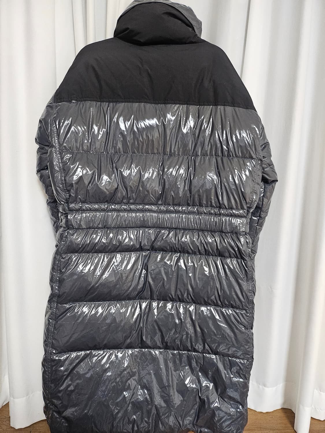 정품)오니츠카타이거 롱패딩S 상품이미지4