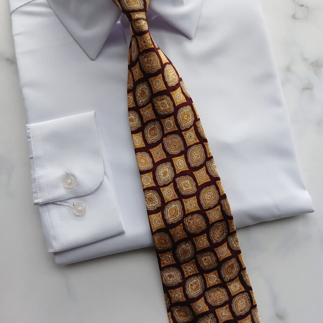 갭 실크 브라운 기하학 패턴 넥타이 9.1cm A+등급 A18549
 상품이미지4