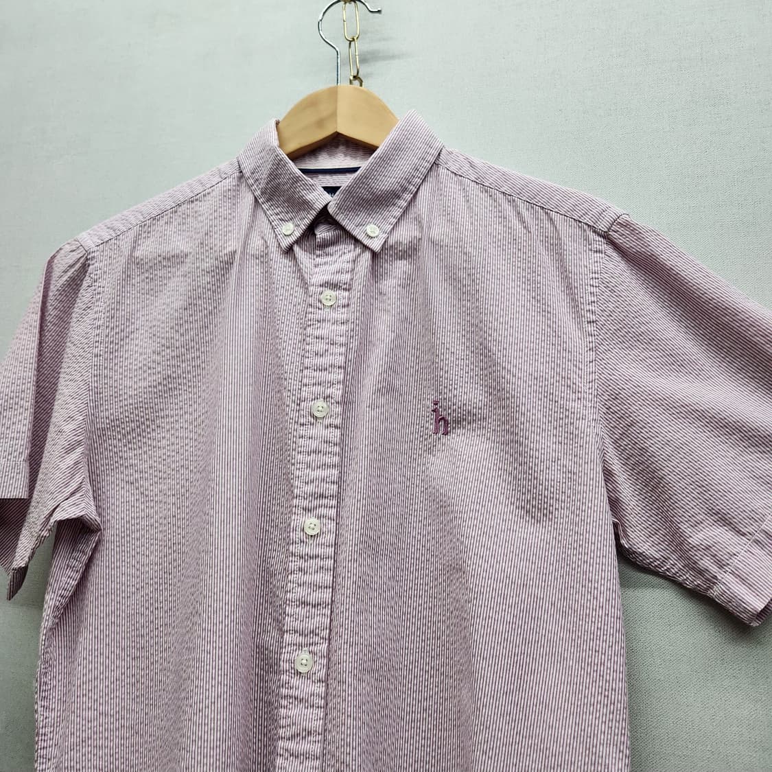 헤지스 로고 시어서커 반팔셔츠 100(M~L) 상품이미지3