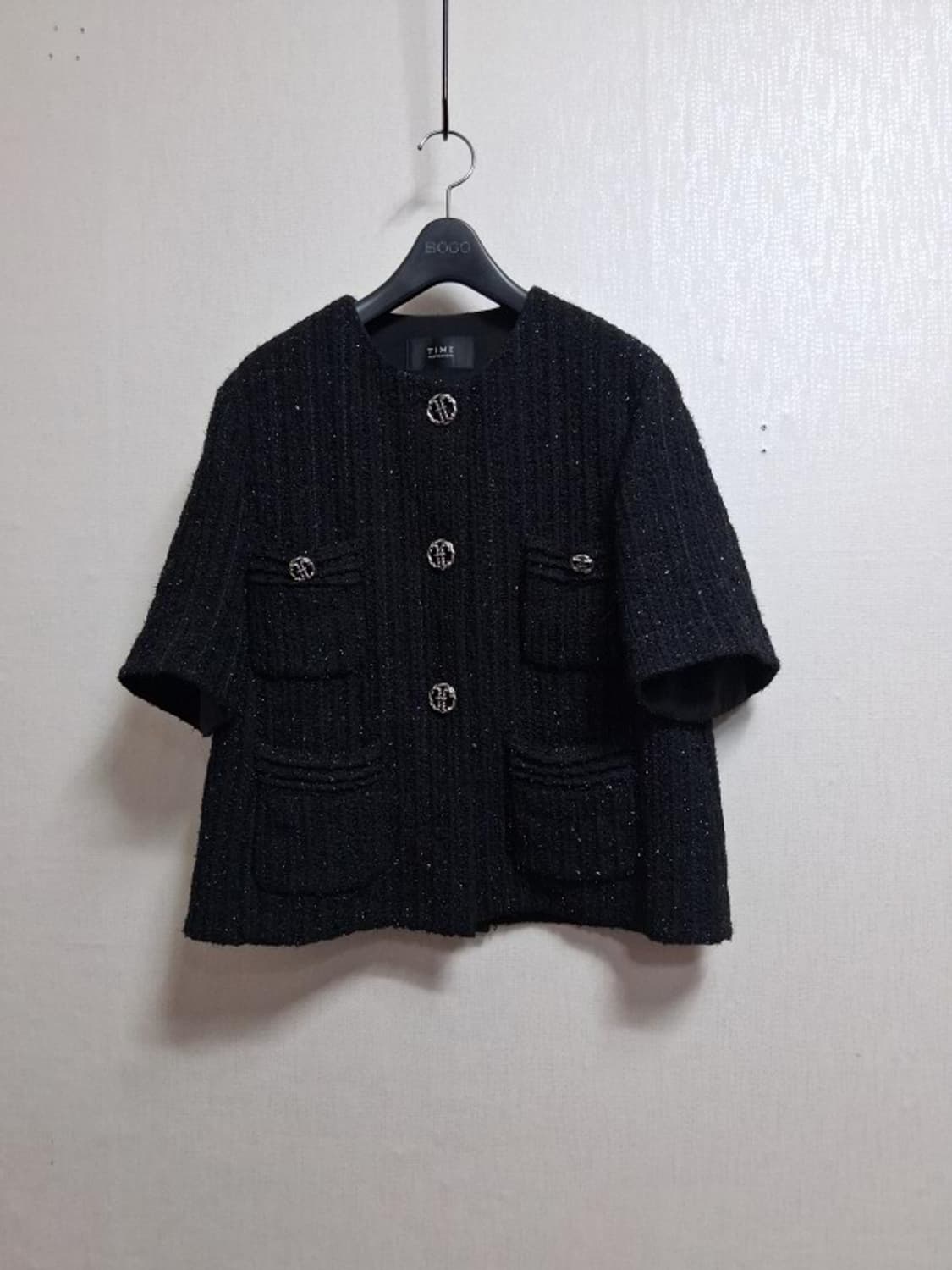 TIME 타임 블래 트위드 반팔쟈켓 66반 적당
국내 한섬정품
춘추 반팔 상품이미지1