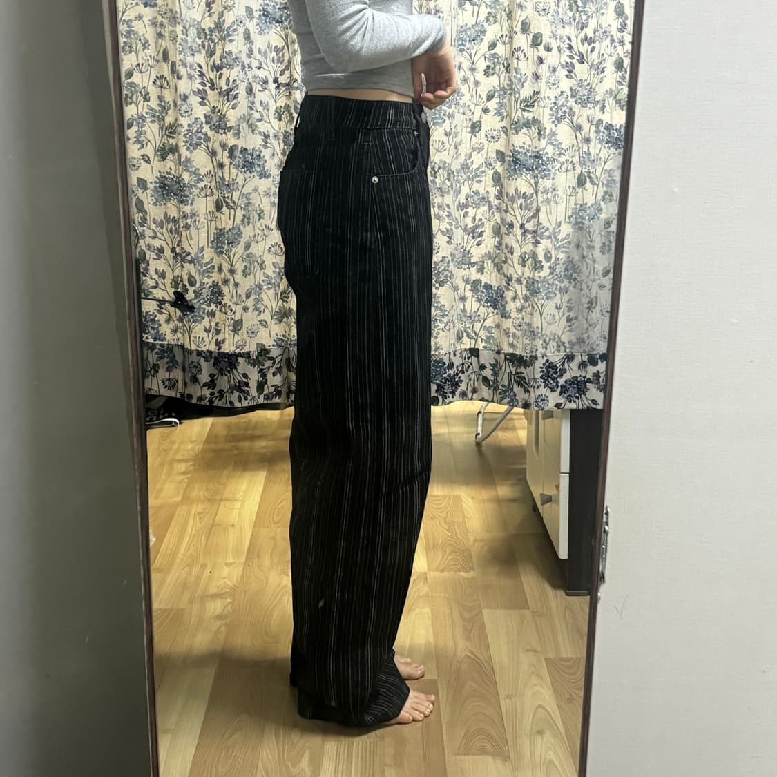 밀로우먼 스트라이프 벌룬진 워시드 블랙 상품이미지2