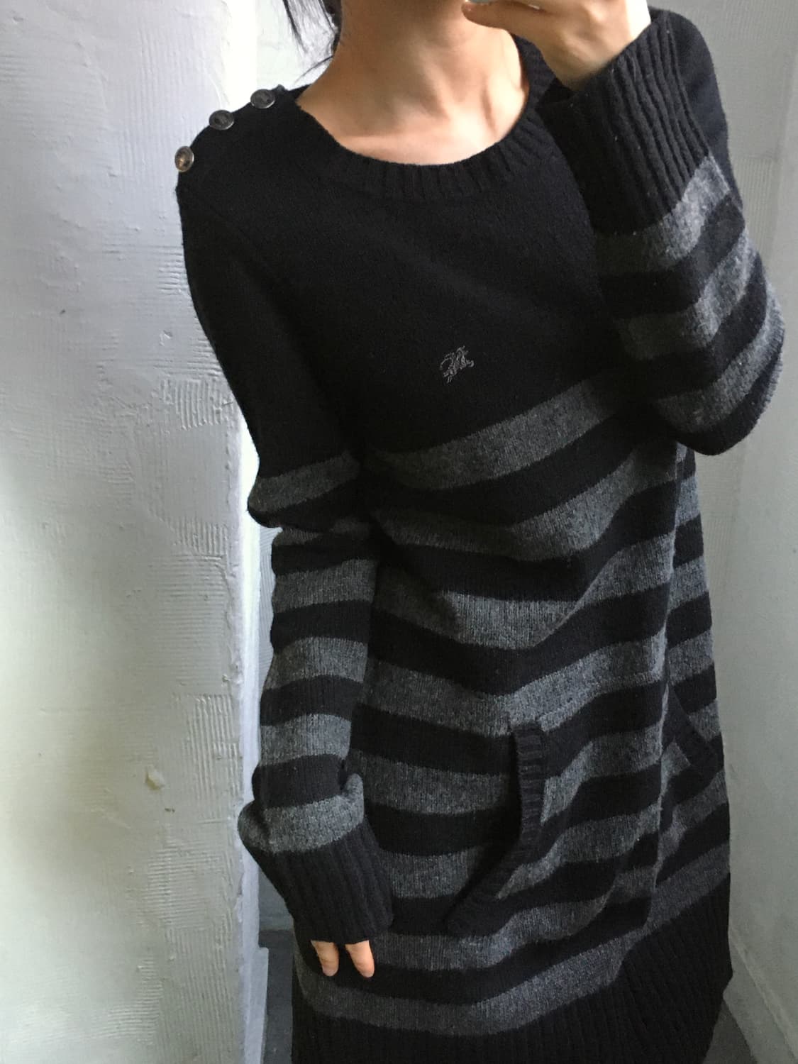 Burberry  버버리 블루라벨 블랙·차콜 스트라이프 니트 원피스 상품이미지2