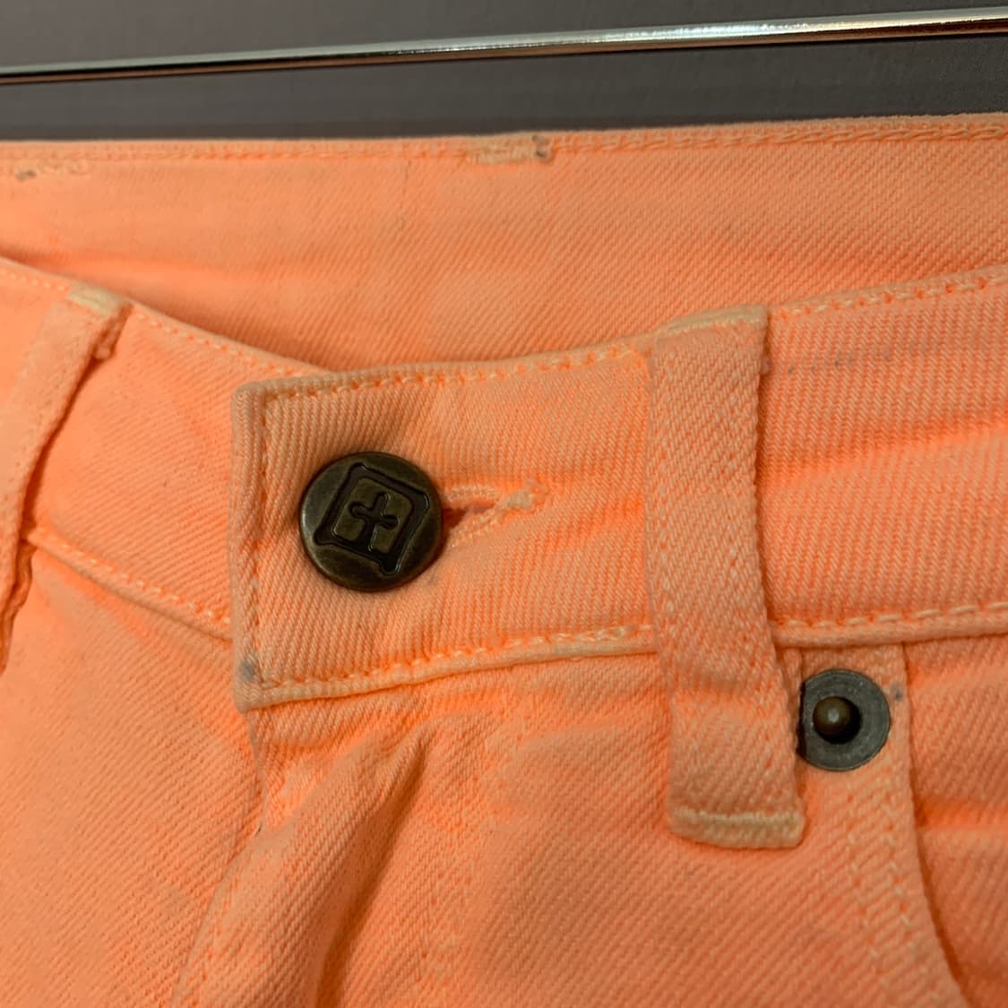 28인치 KSUBI 수비 스프레이 온 지퍼 스판 핑크 데님 청바지 상품이미지6