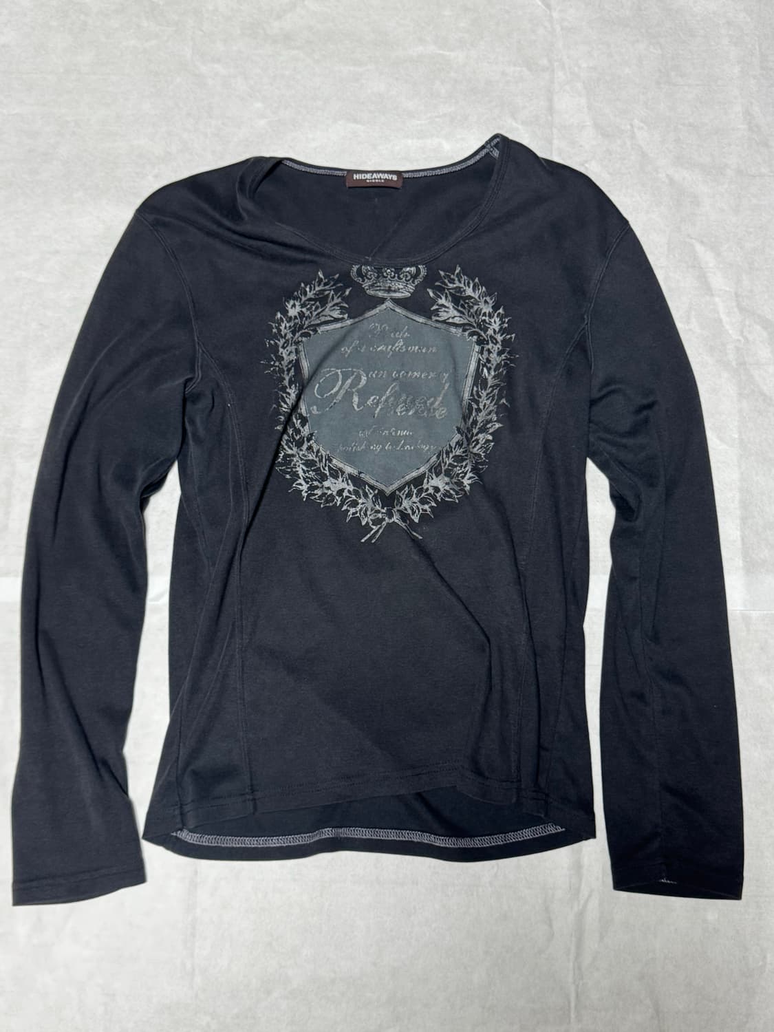 “HIDEAWAYS” 00s Style Printed T-Shirt 상품이미지1