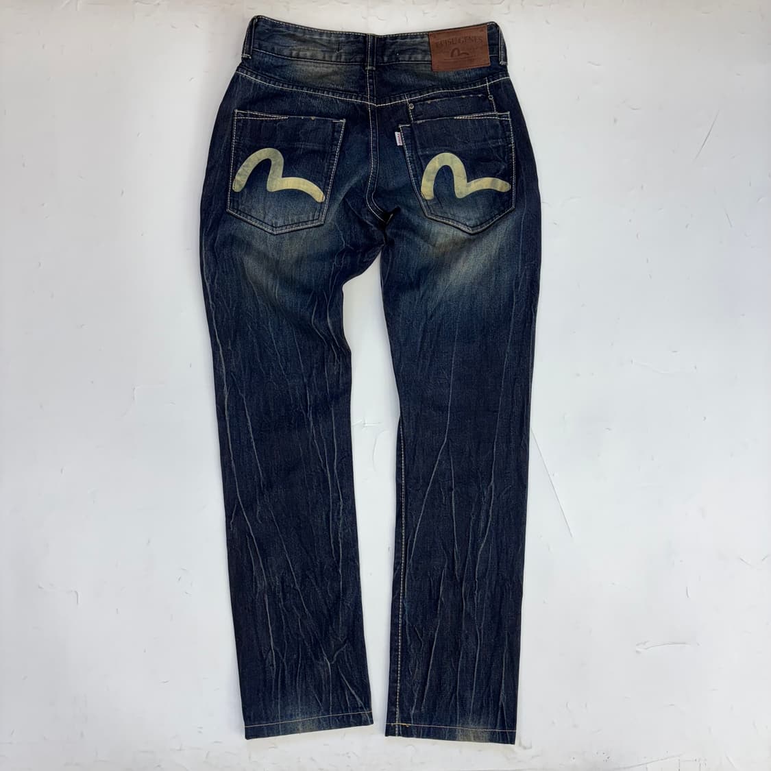 에비수(EVISU) 자수 포인트 워싱 데님 팬츠 상품이미지1