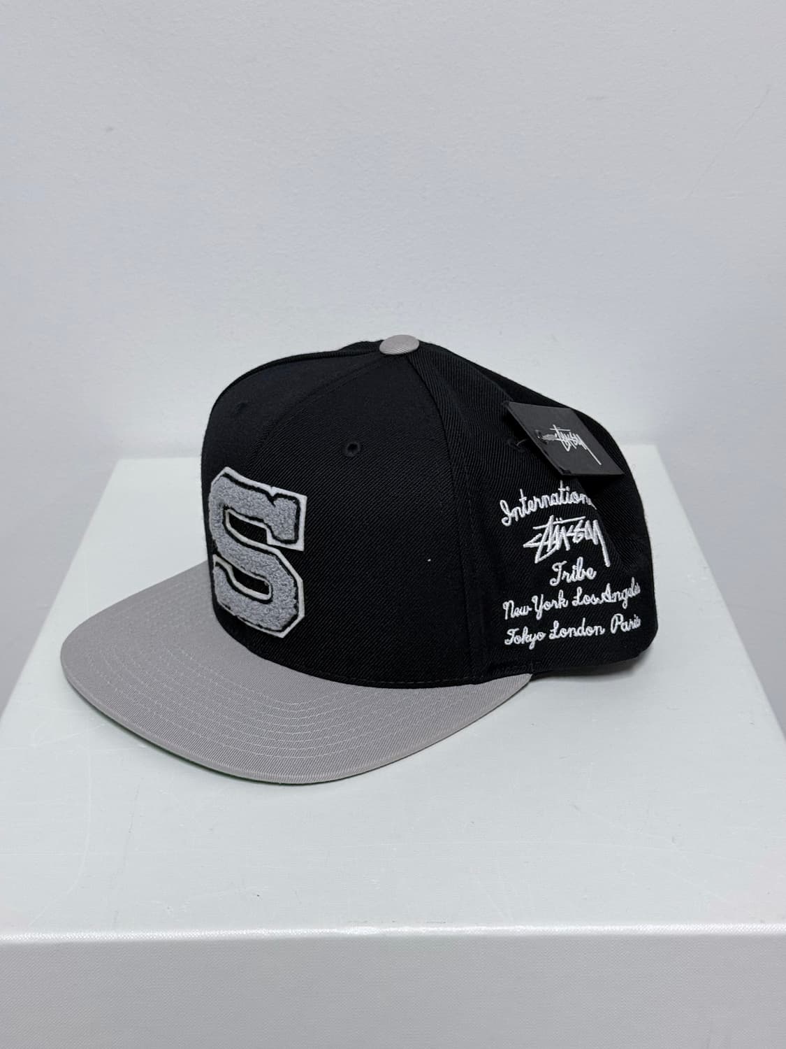 스투시 셔닐S 스냅백 볼캡 블랙 모자 상품이미지1