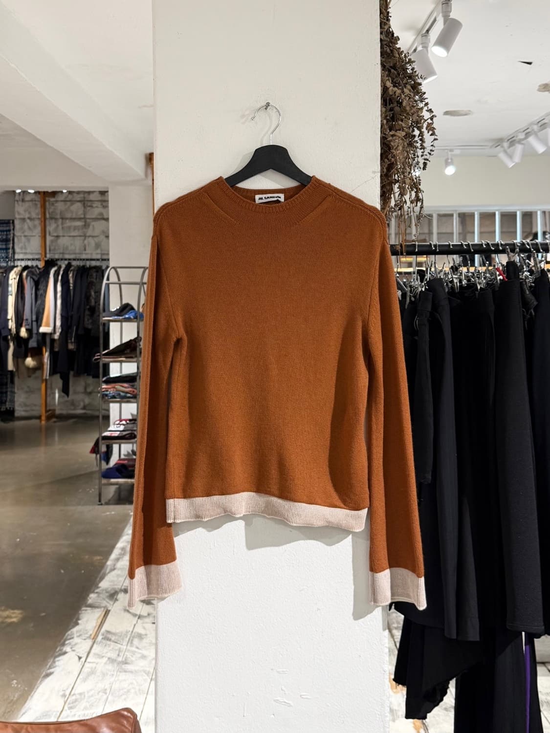 질샌더 오렌지브라운 캐시미어 혼방 라운드넥 니트 스웨터 상품이미지1