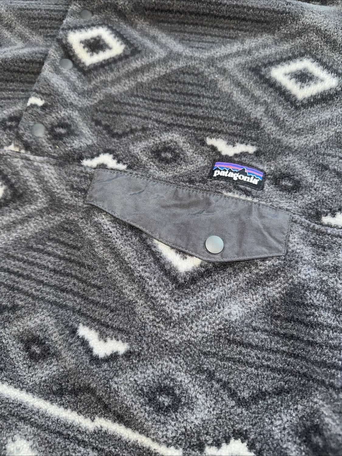 13FW 파타고니아 신칠라 스냅-T 아즈텍/네이티브 패턴 상품이미지2