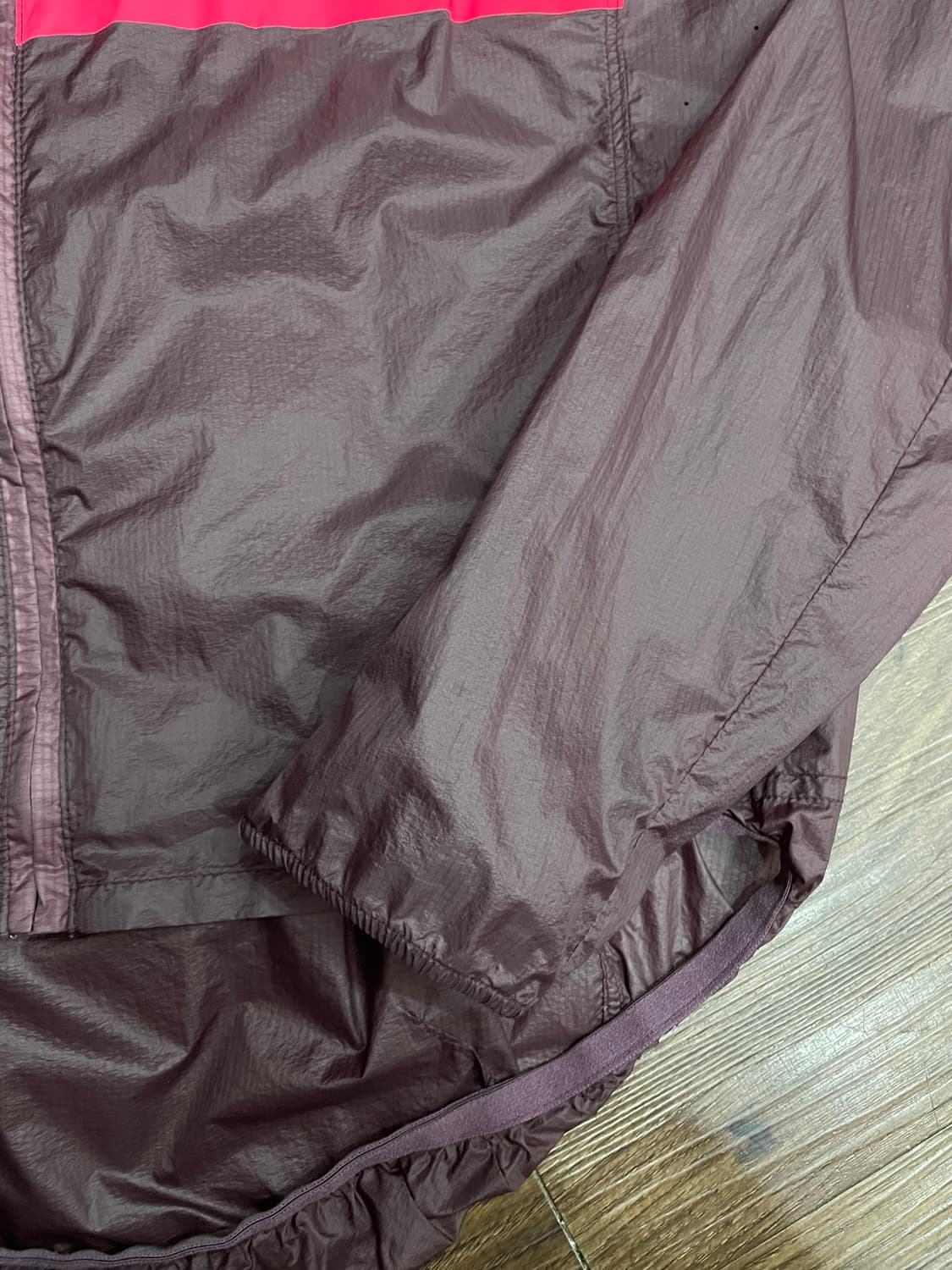 라파 Rapha 브레베 플라이웨이트 윈드 재킷 상품이미지4