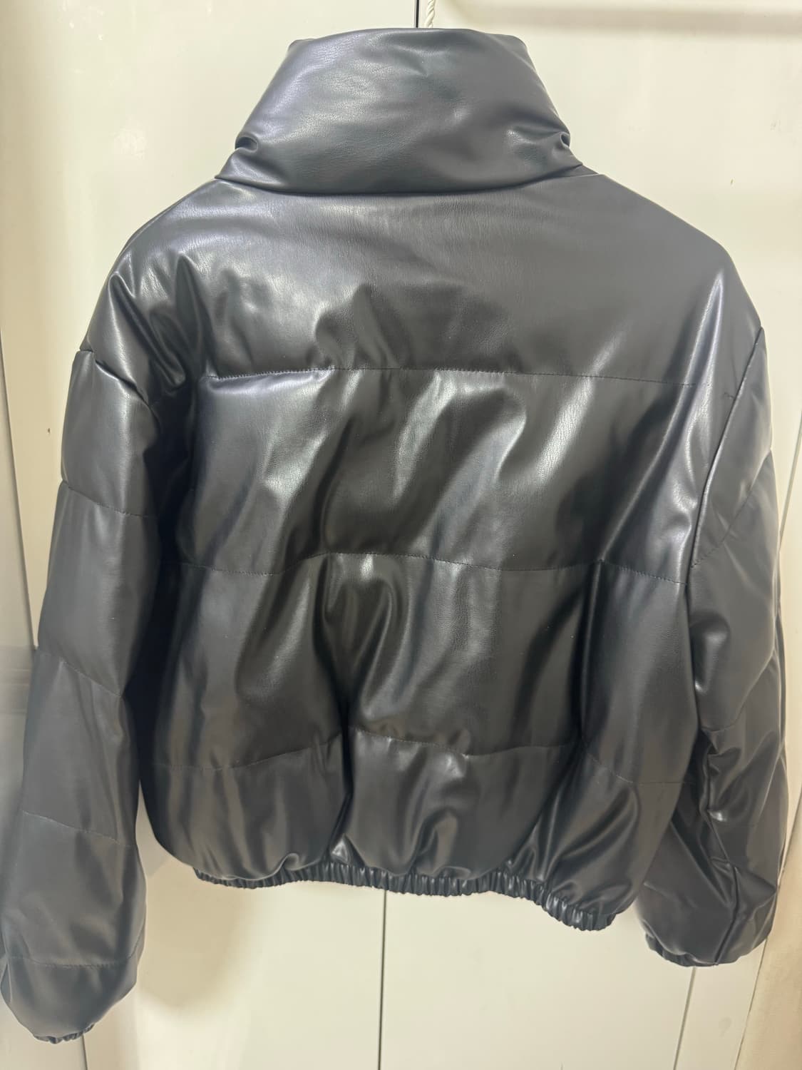 비건 레더 숏패딩 상품이미지2