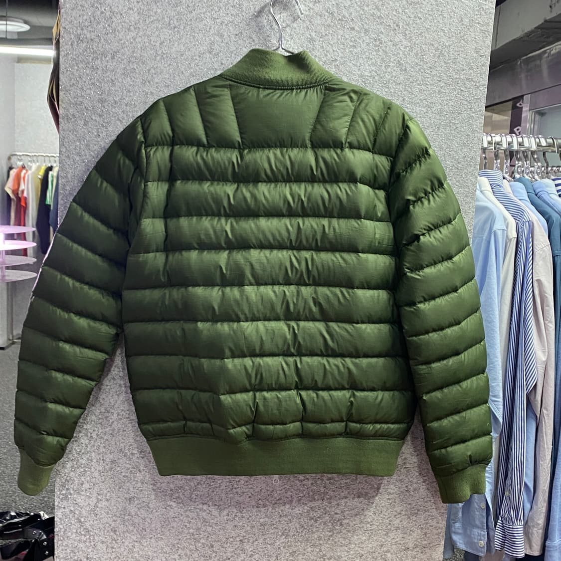 라코스테 스몰로고 카키 투웨이 경량패딩 B3271 상품이미지4