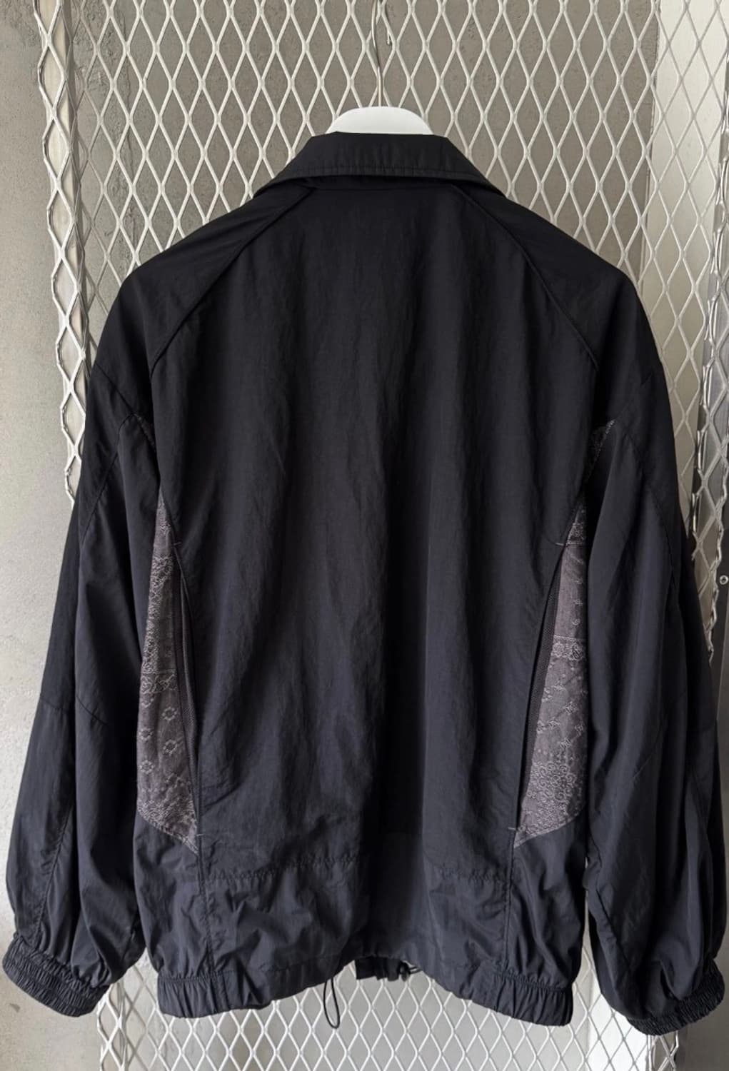 폴리테루 페이즐리 트랙 점퍼 3 상품이미지5