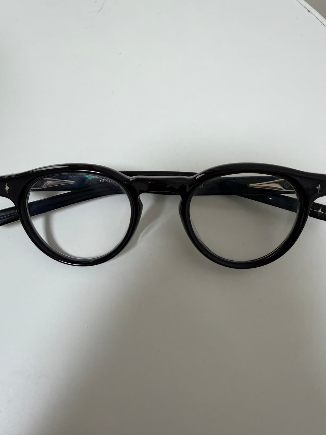 젠틀몬스터 론01 블랙 (케이스 포함) 상품이미지4