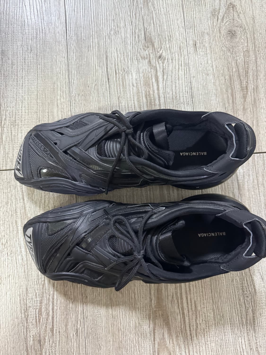 발렌시아가 타이렉스 41 상품이미지2
