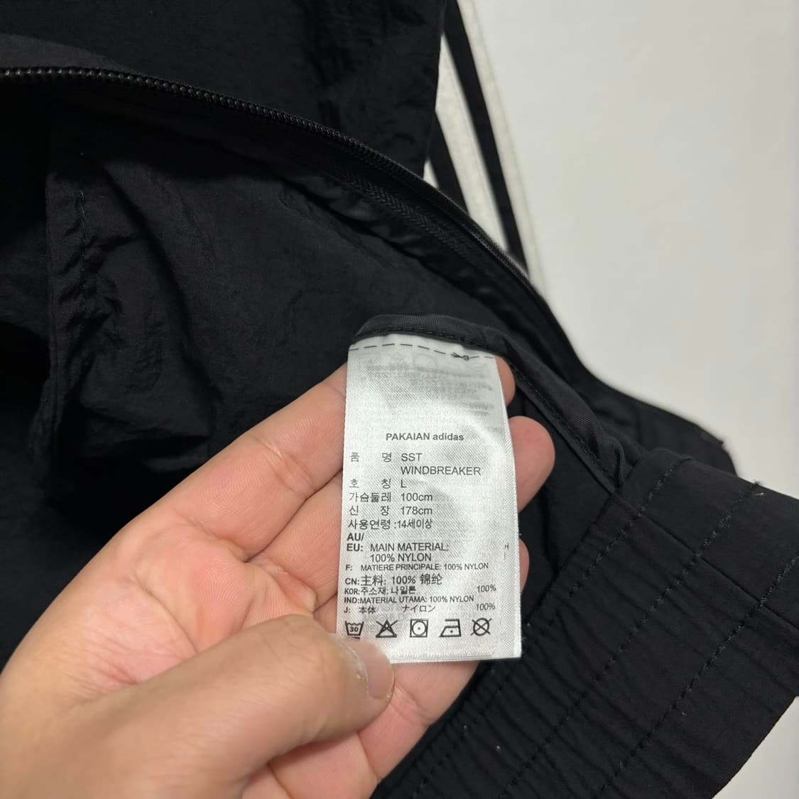 아디다스 블랙 삼선 투웨이 바람막이 상품이미지5