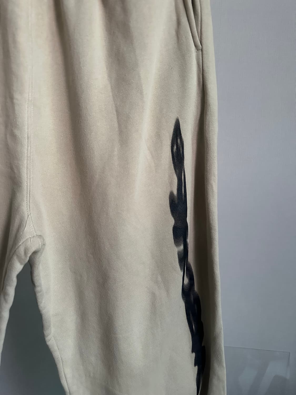 미스치프 미노이 착용 스웻팬츠 상품이미지5