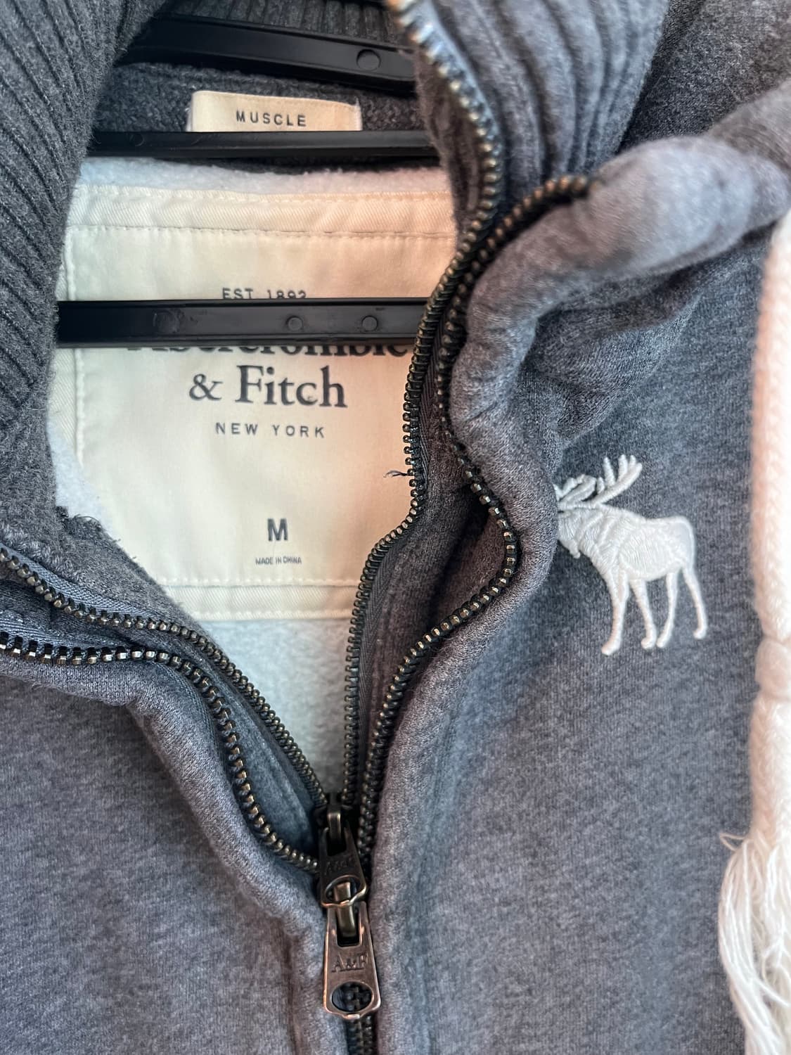 아베크롬비 화이트 순록 대장 후드집업 그레이 [M] 상품이미지4