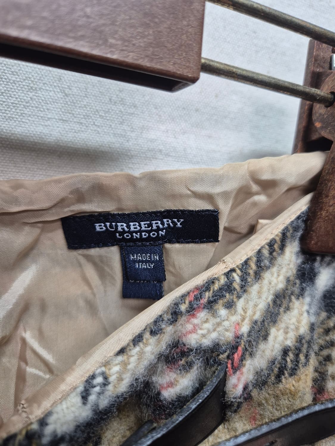 버버리 노바체크 울스커트 상품이미지3