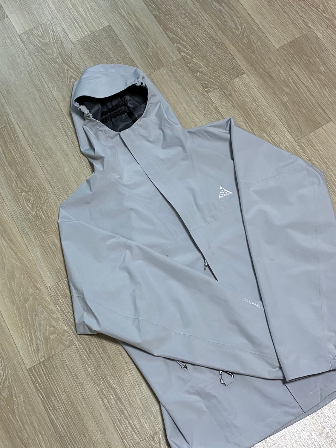 나이키 acg 바람막이 상품이미지2