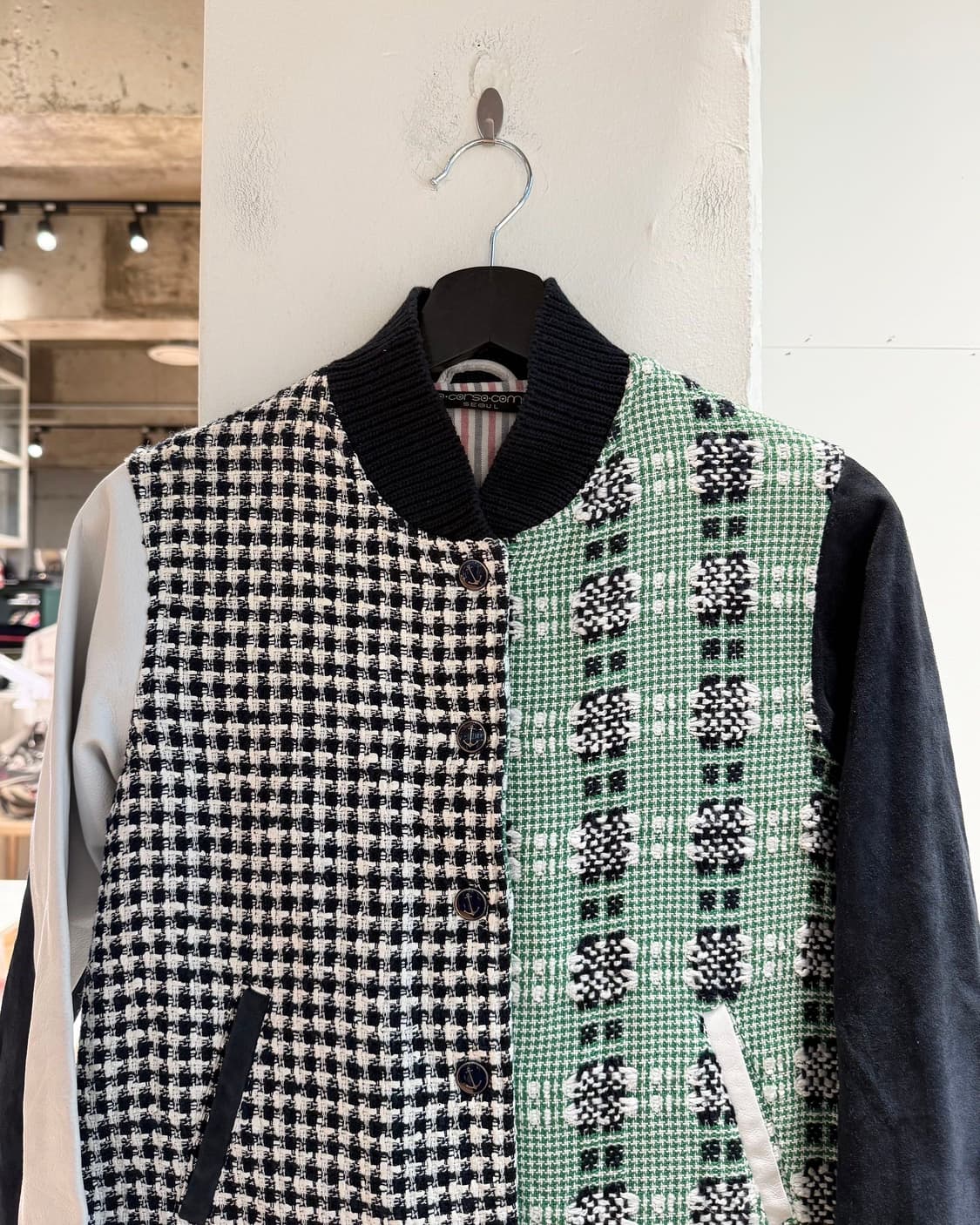 톰브라운 멀티컬러 트위드 블루종 자켓  상품이미지3