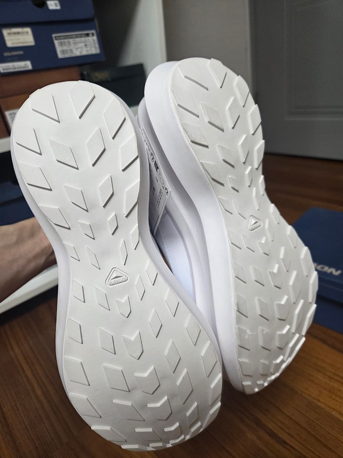 살로몬 꼼데가르송 옴므 레더 플랫폼 화이트 스니커즈 상품이미지6