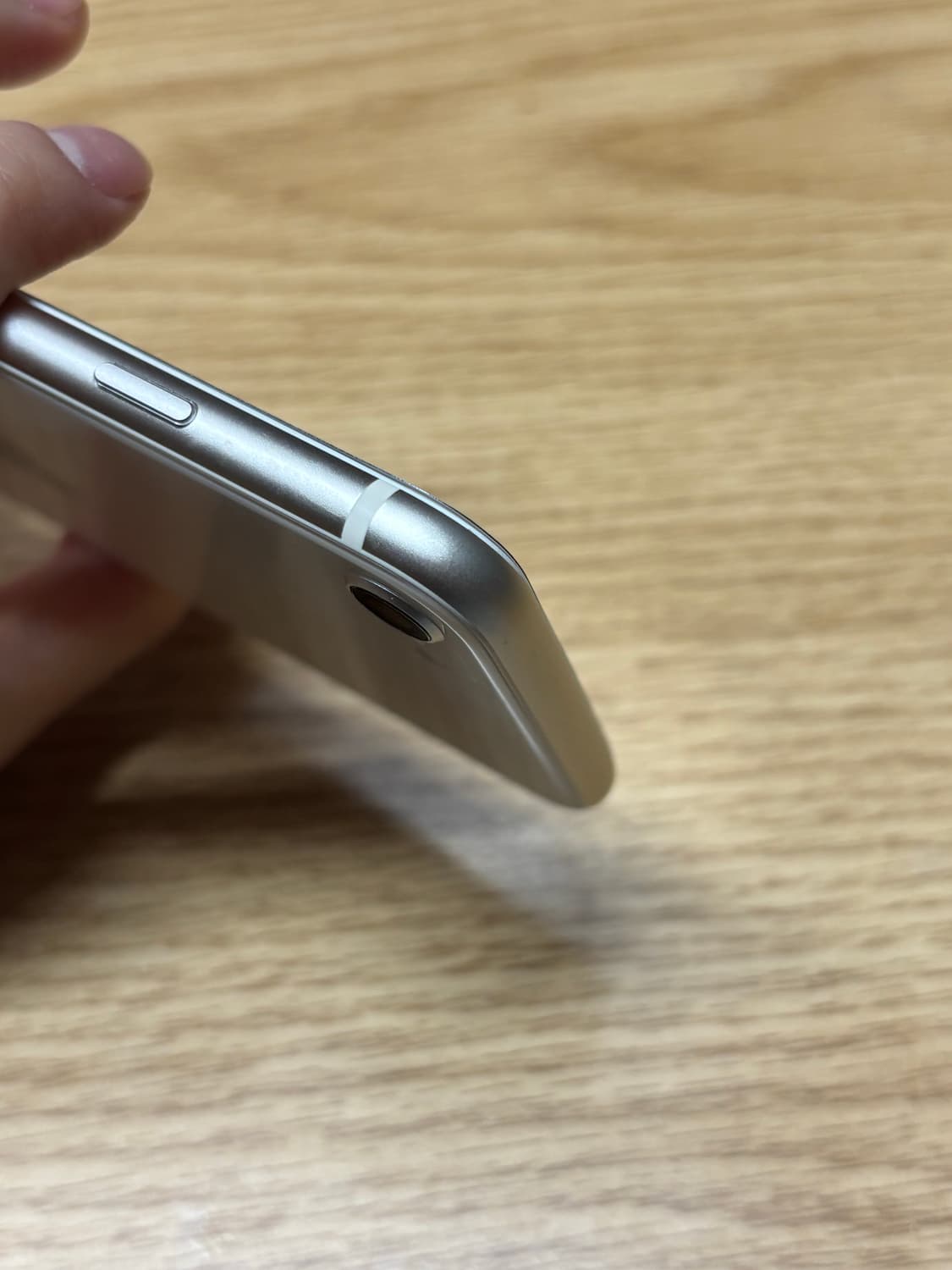 아이폰8 실버 256GB 배터리성능95% 상품이미지3