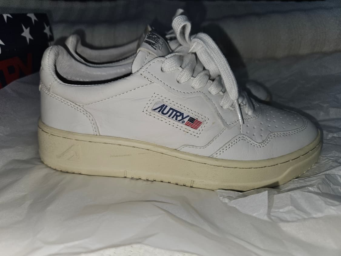 오트리 메달리스트 로우 고트스킨 스니커즈 화이트 38 상품이미지3