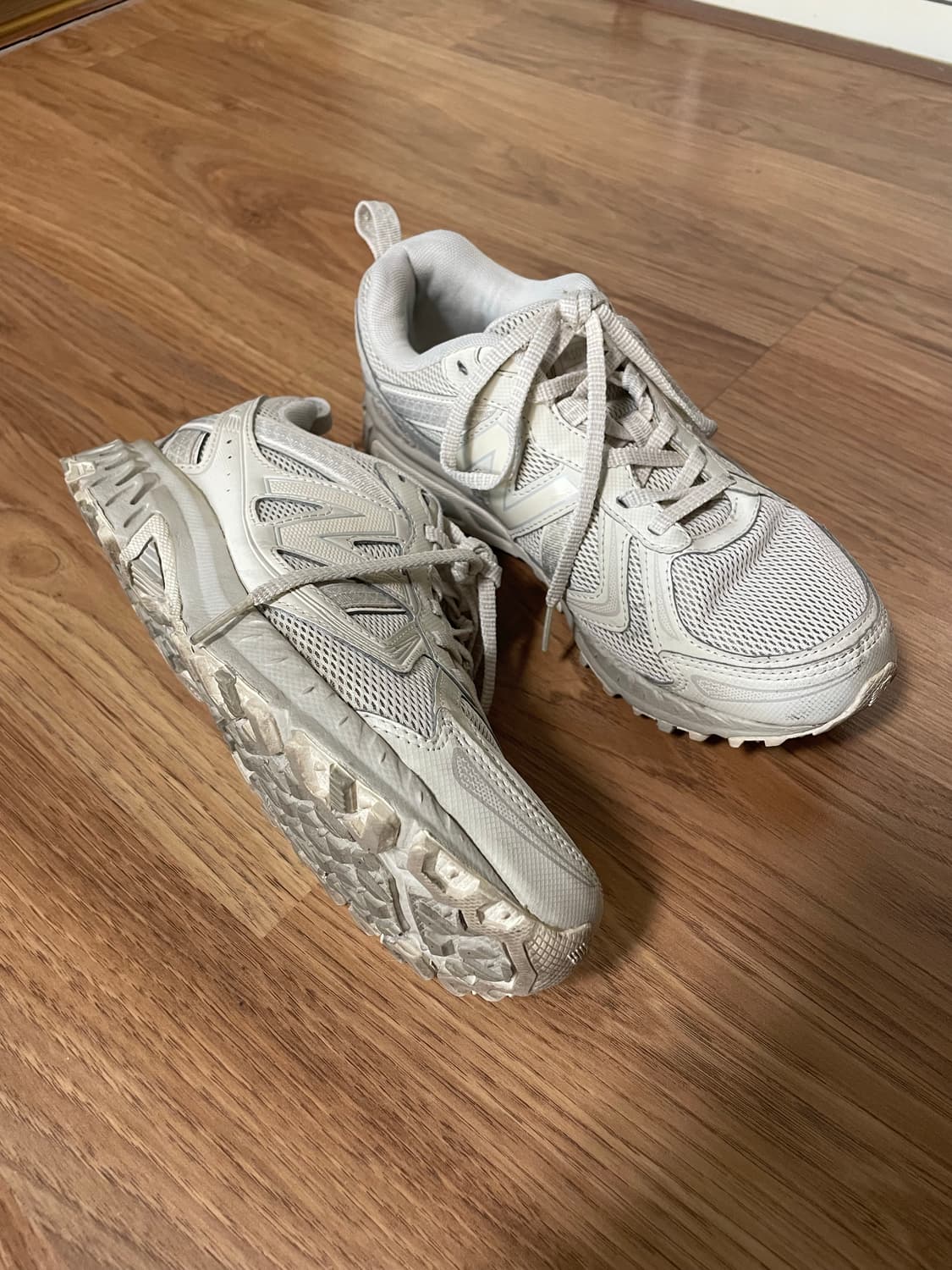 뉴발란스 410v5 베이지 240 상품이미지5