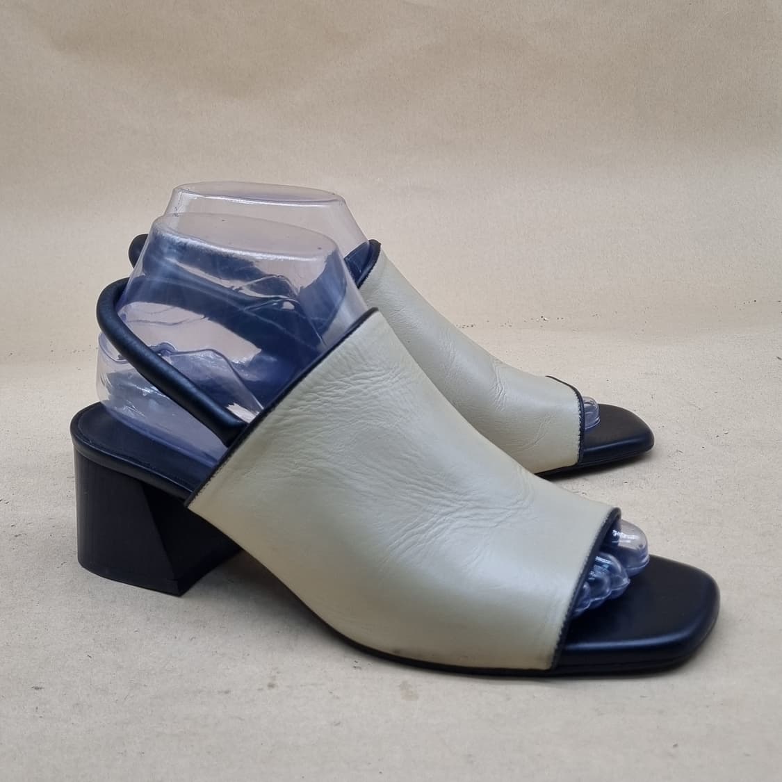 빈폴 오픈토 여성샌들 실사이즈240 굽5 상품이미지1