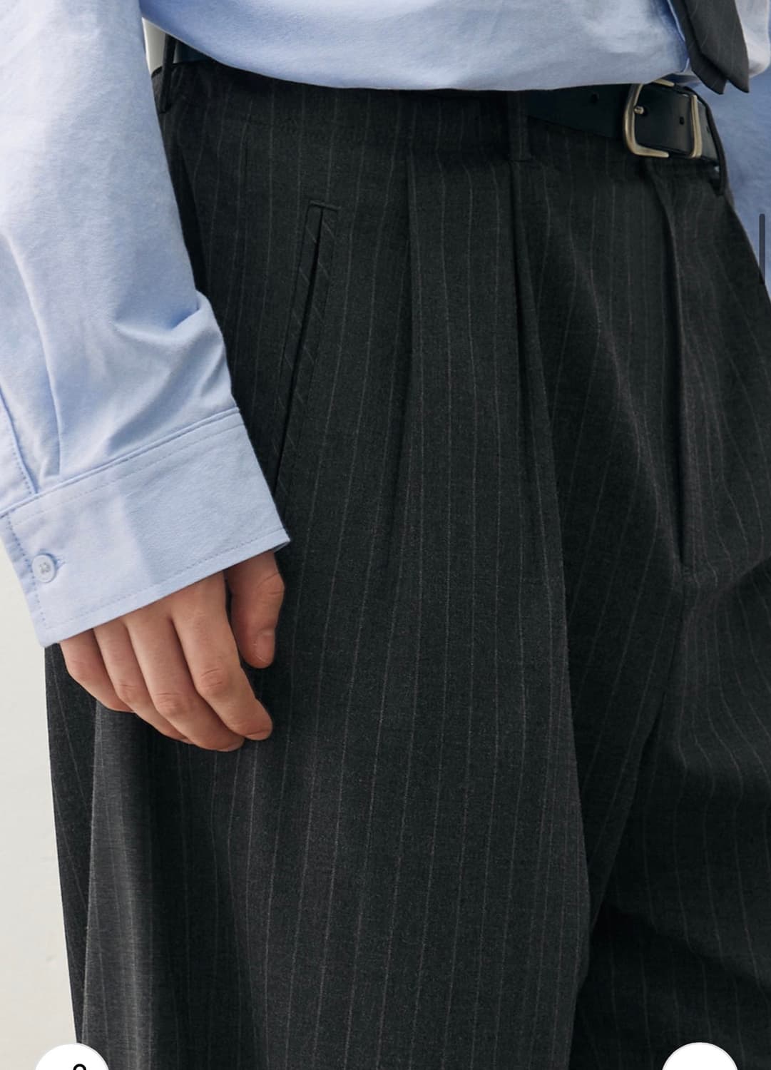 (새상품)(M) 드로우핏 투 턱 와이드 핀 스트라이프 슬랙스 판매 상품이미지7