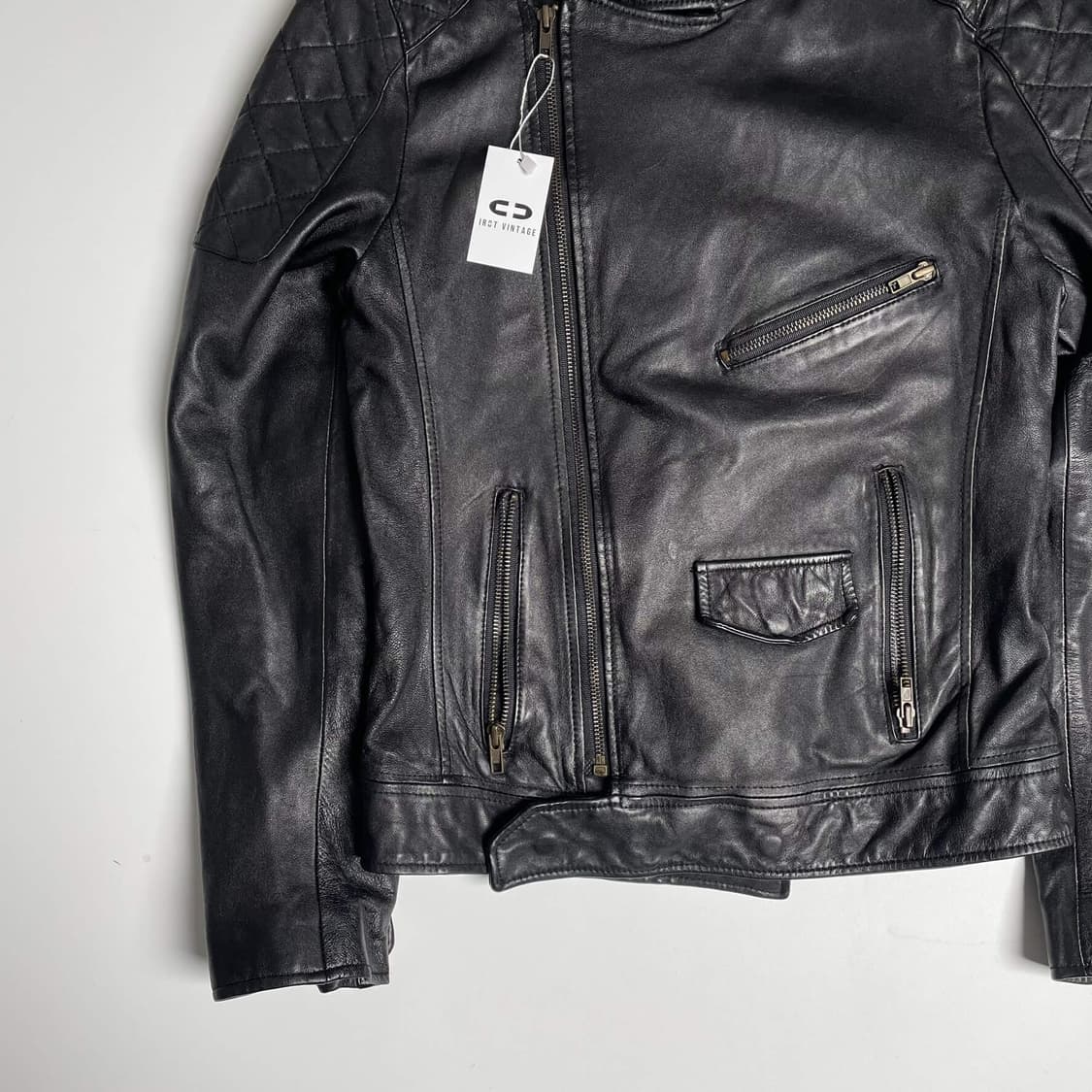 양가죽 스티치 숄더 자켓 상품이미지5