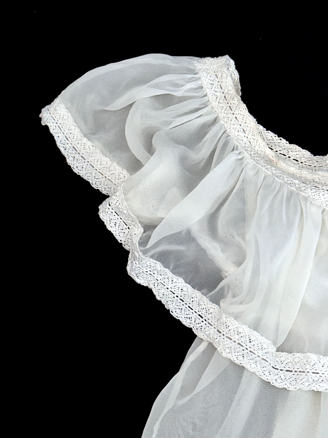 브이넥 레이스 블라우스 상품이미지3